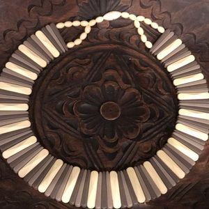 Classy Vintage choker necklace